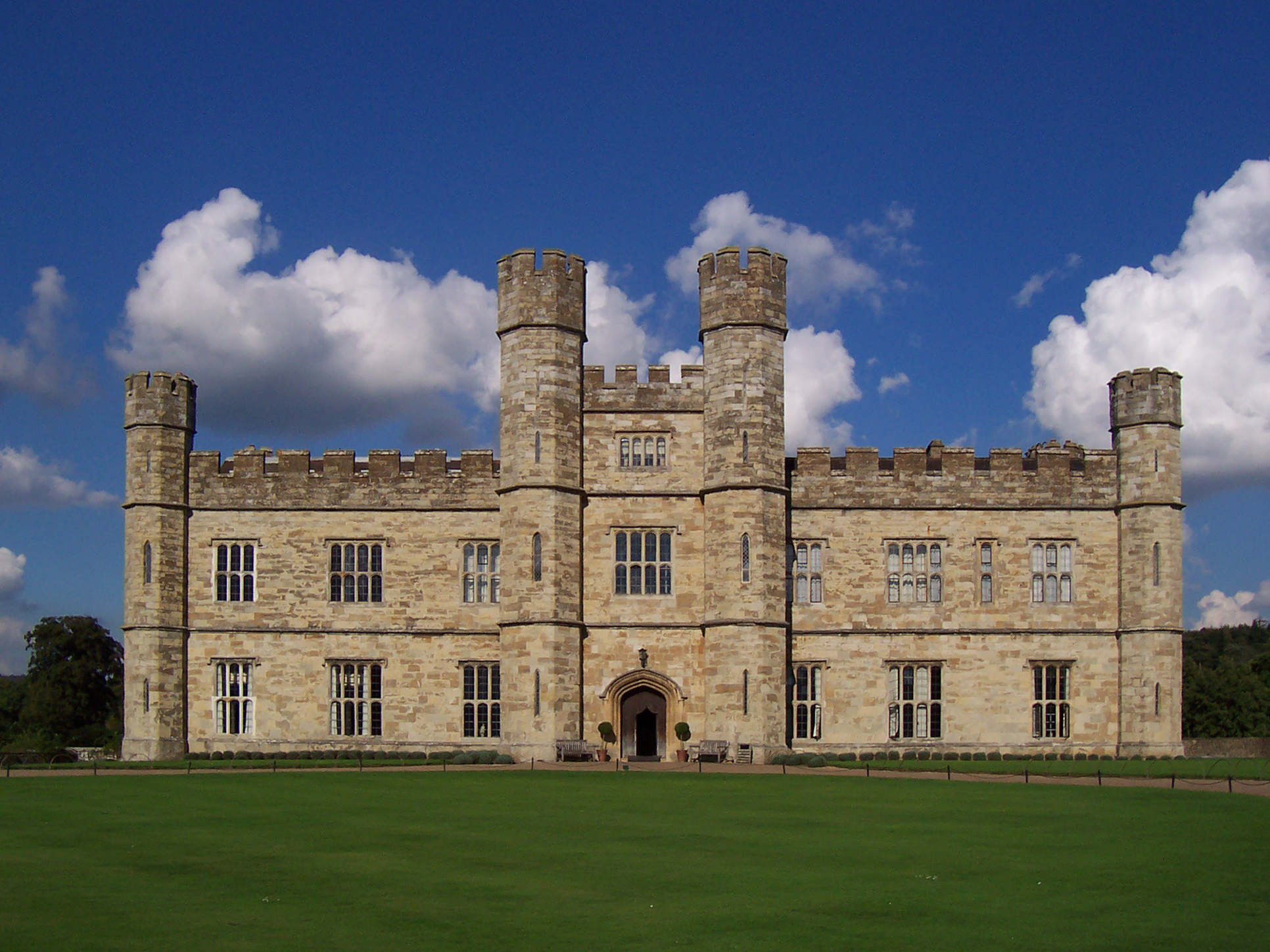 leeds castle mini golf