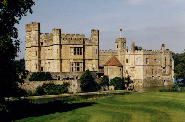 leeds castle broomfield road entrance