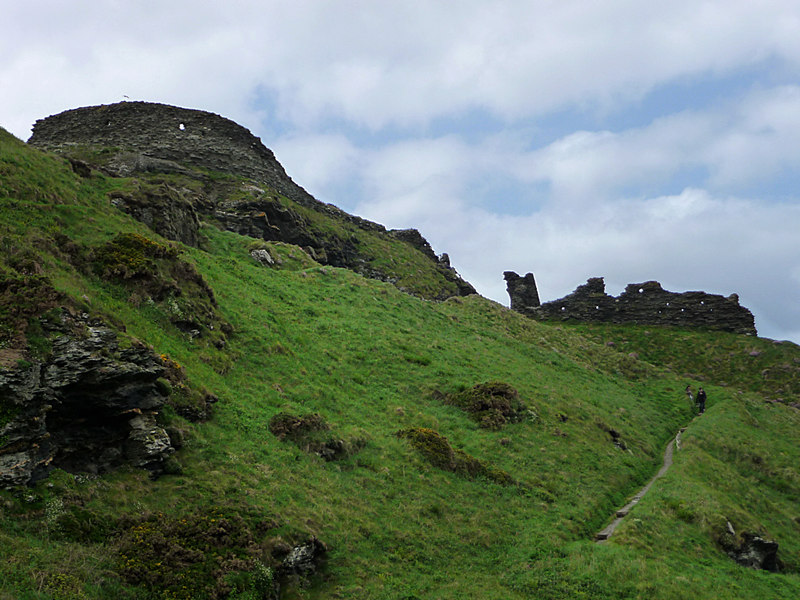 Tintagel Castle Places to Eat