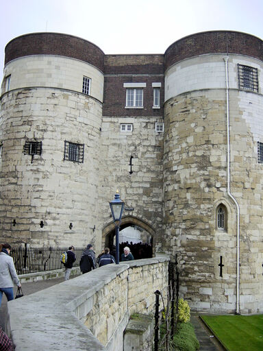 little ease cell tower of london