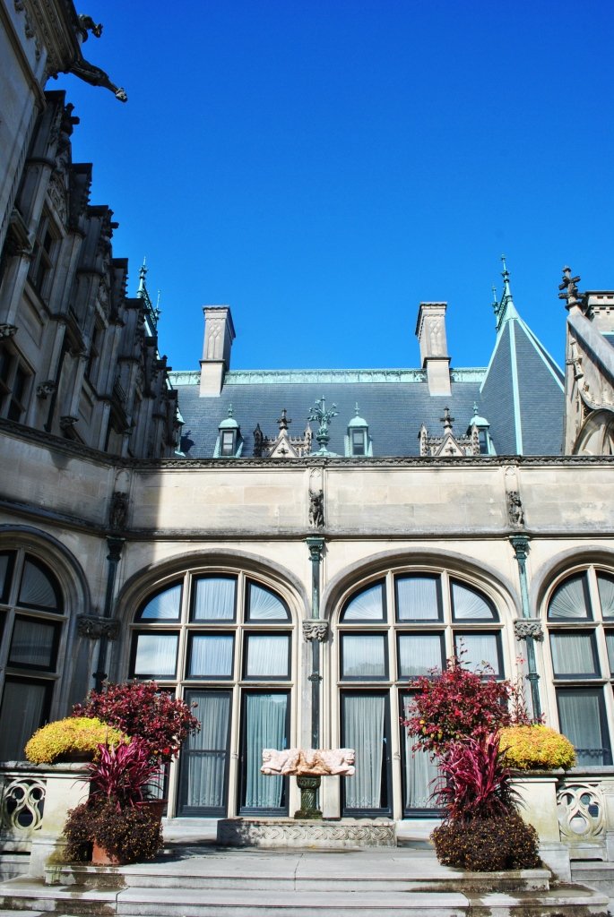 fall colors at biltmore estate