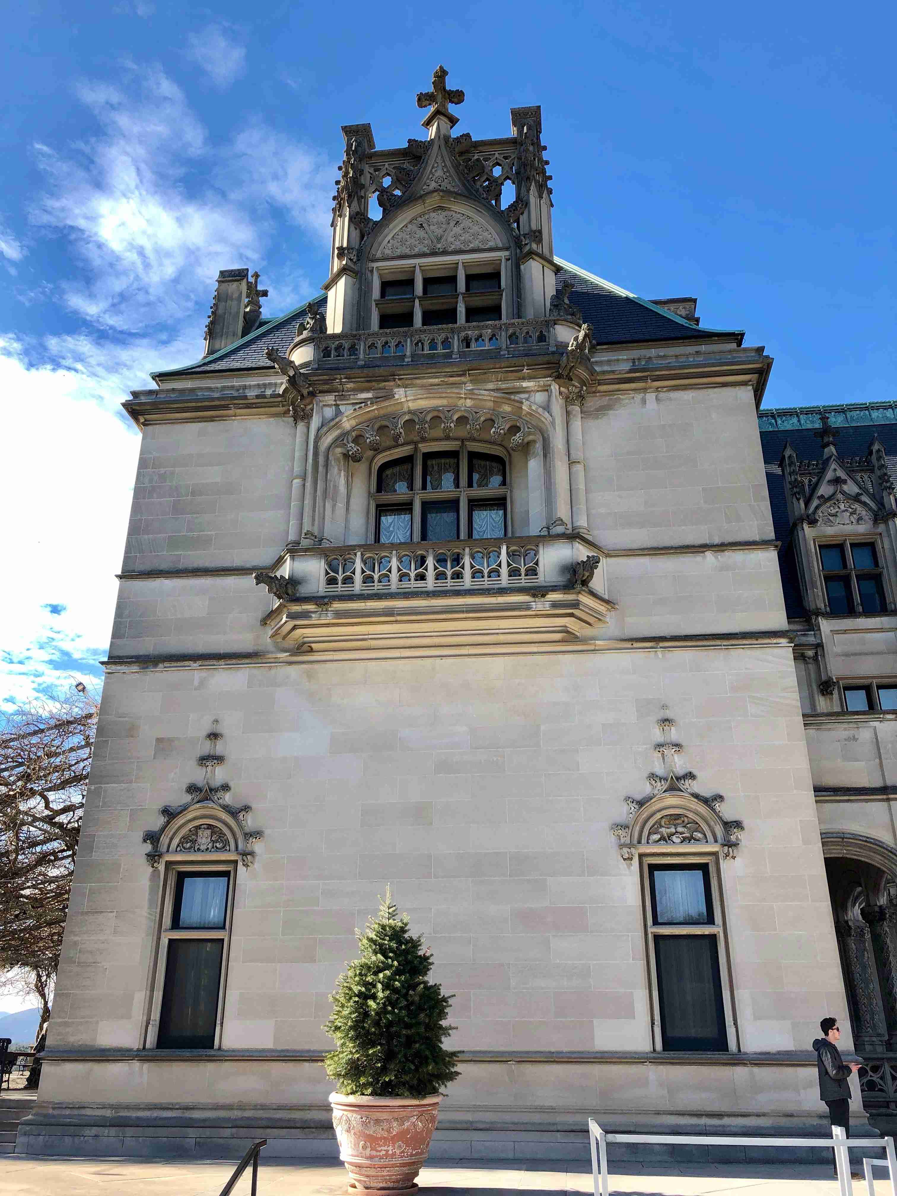 biltmore estate asheville hours