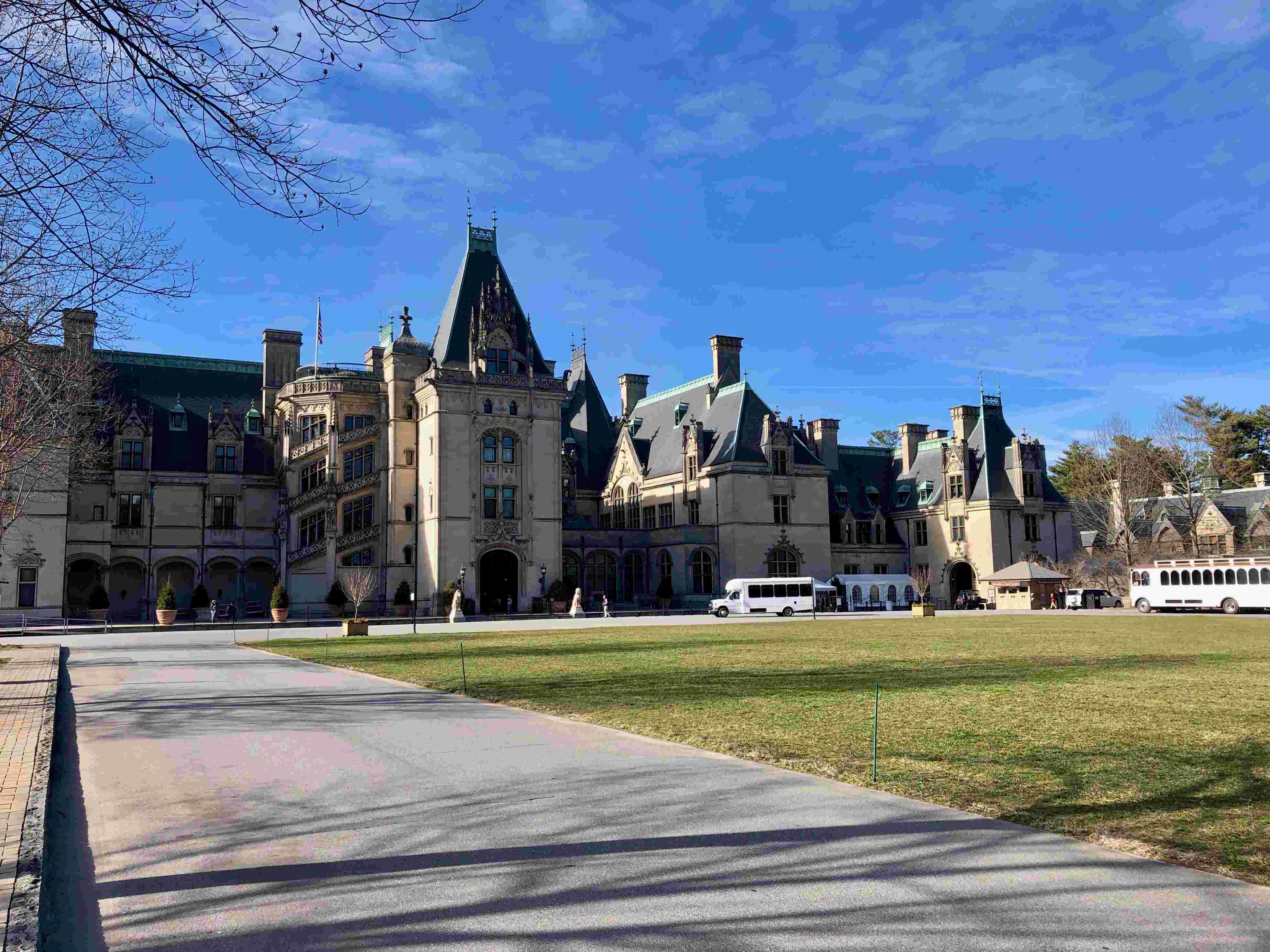 aaa tours to biltmore estate